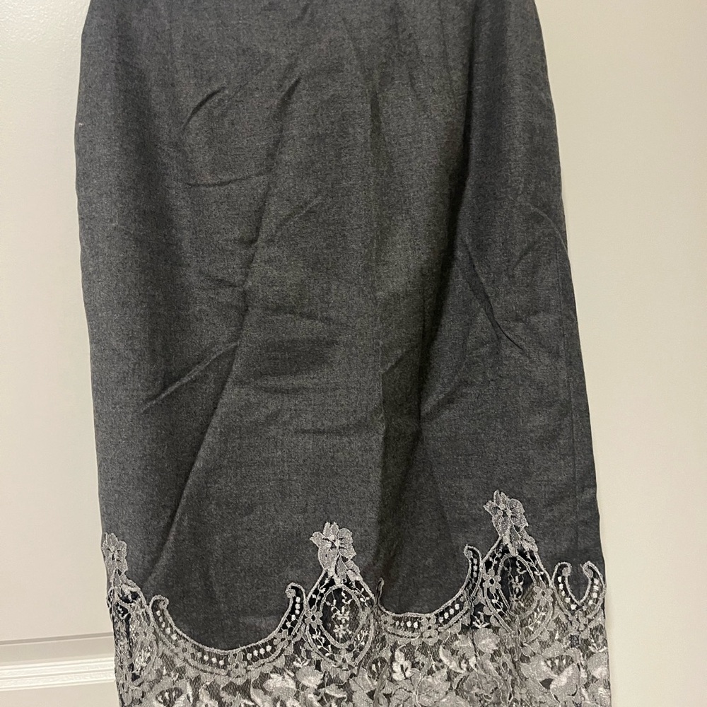 Escada Elegant Gray Lace Trim Skirt